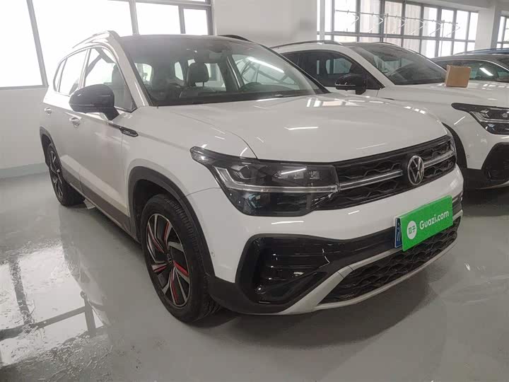 Фото 4 - Volkswagen Tharu