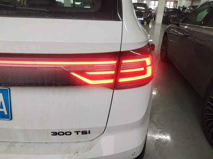 Фото 8 - Volkswagen Tharu