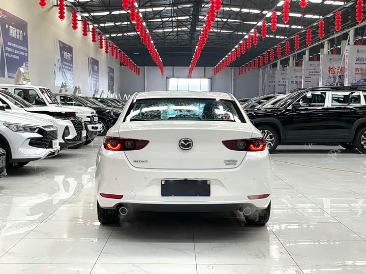 Фото 5 - Mazda 3 (Axela)