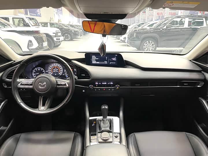 Фото 9 - Mazda 3 (Axela)