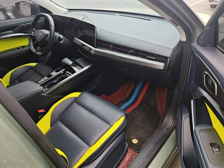 Фото 8 - MG Motor One