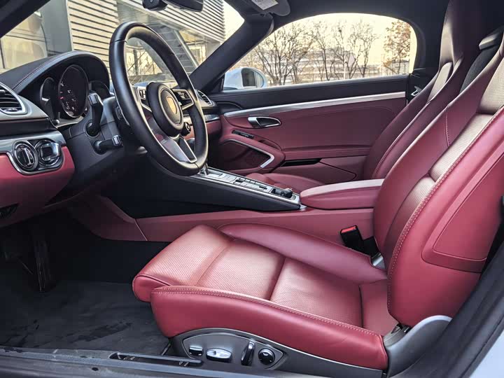 Фото 9 - Porsche 718