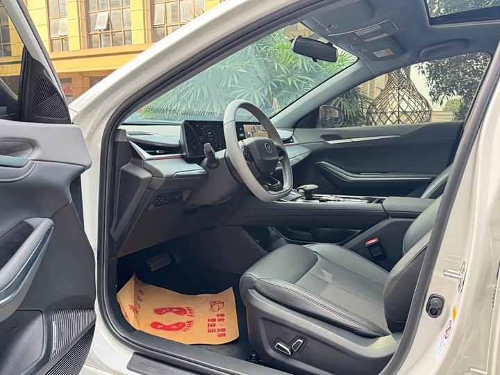 Фото 8 - Changan Raeton Plus