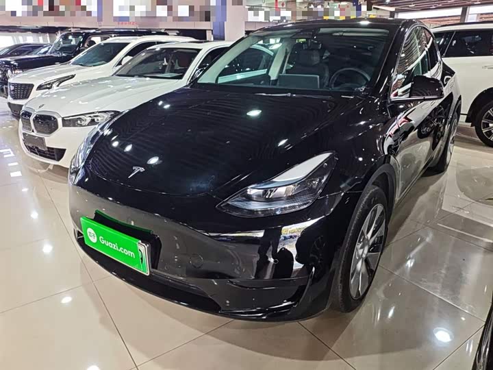 Фото 1 - Tesla Model Y