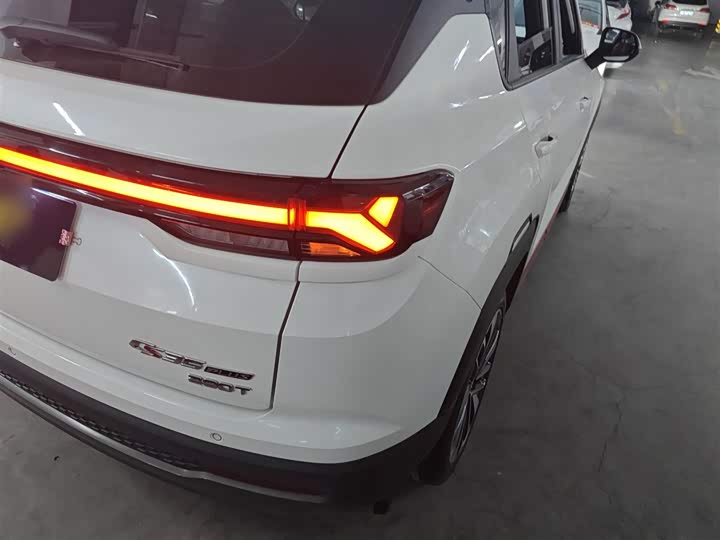 Фото 8 - Changan CS35 Plus