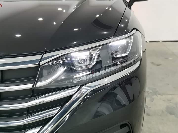 Фото 7 - Volkswagen Viloran