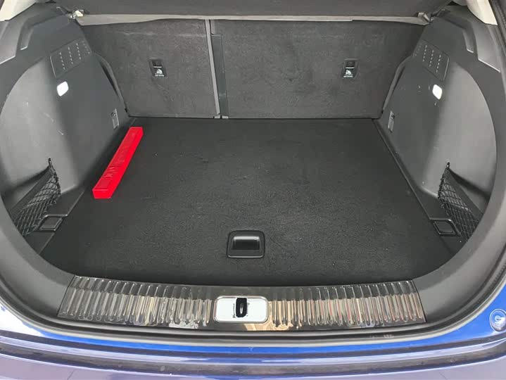 Фото 4 - Hongqi HS5