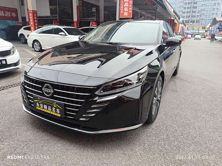 Фото 1 - Nissan Teana