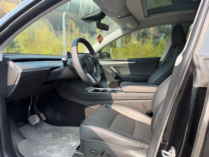 Фото 5 - Tesla Model Y