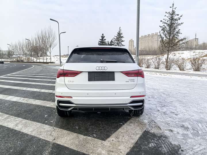 Фото 5 - Audi Q3