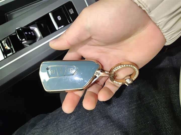 Фото 9 - Volkswagen Golf