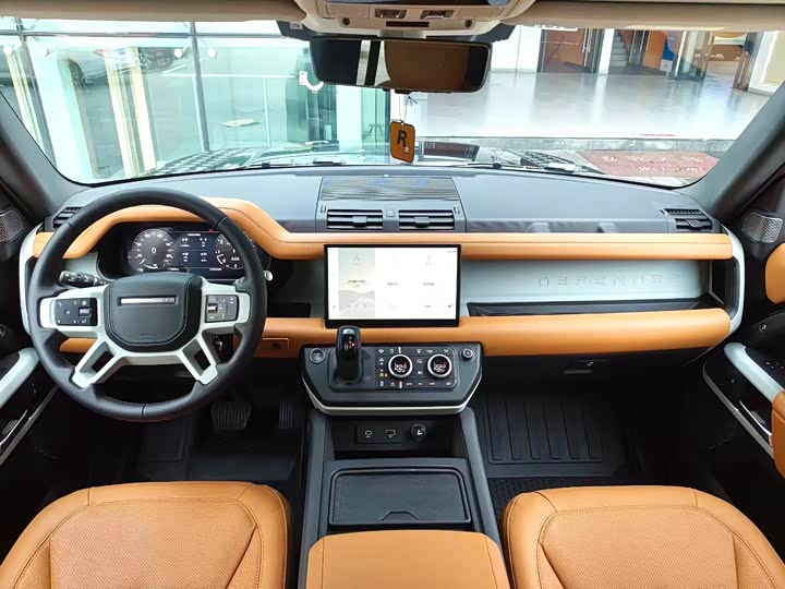 Фото 4 - Land Rover Defender