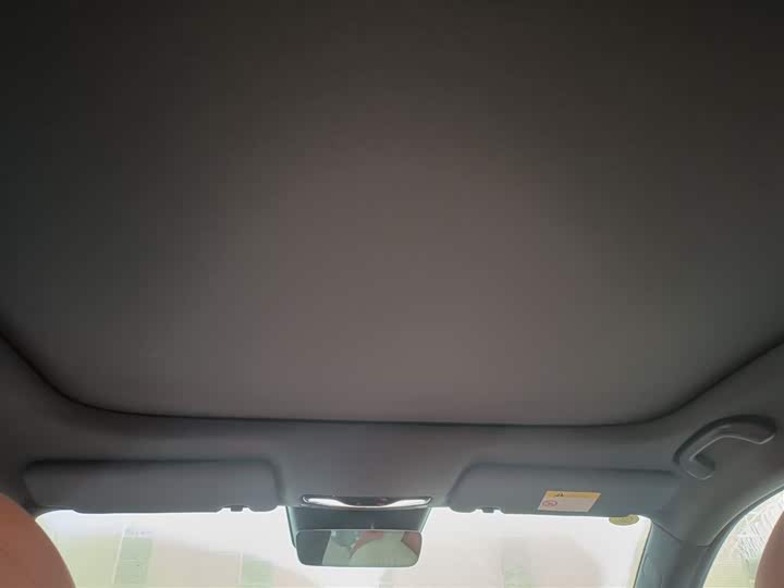 Фото 8 - Changan Deepal S05