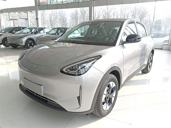 Фото 2 - Geely Galaxy Geome