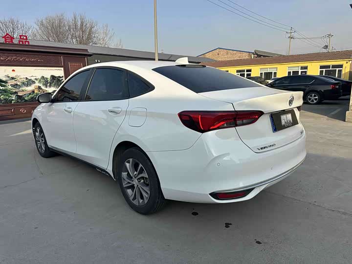 Фото 2 - Buick Verano