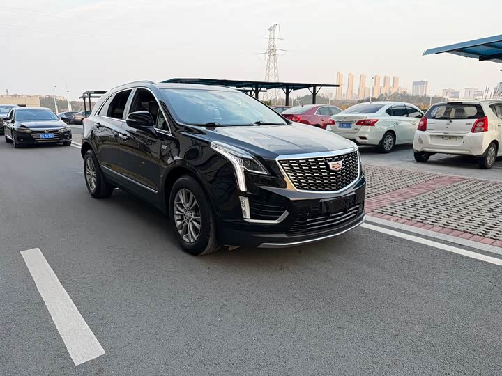 Фото 3 - Cadillac XT5