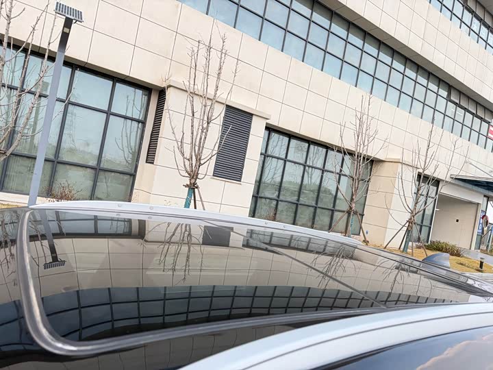 Фото 9 - Cadillac XT5