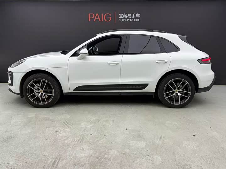 Фото 2 - Porsche Macan