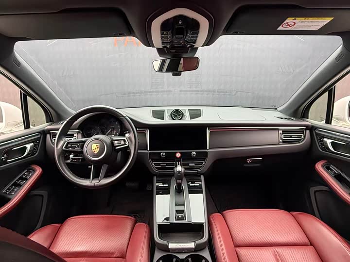 Фото 8 - Porsche Macan