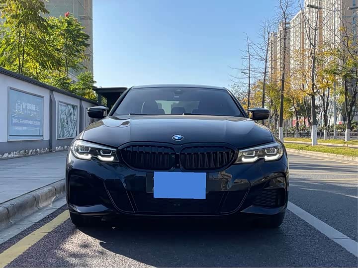 Фото 2 - BMW 3 Series