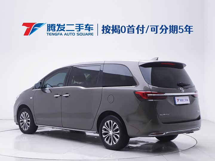 Фото 3 - Buick GL8 ES