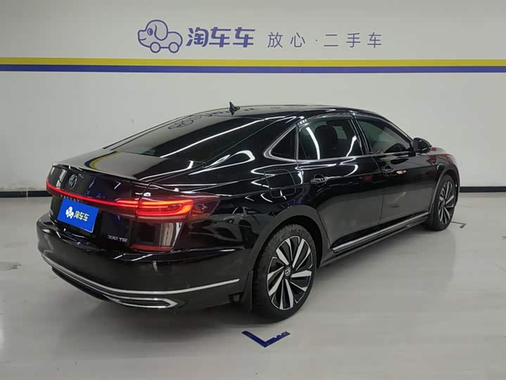 Фото 3 - Volkswagen Passat