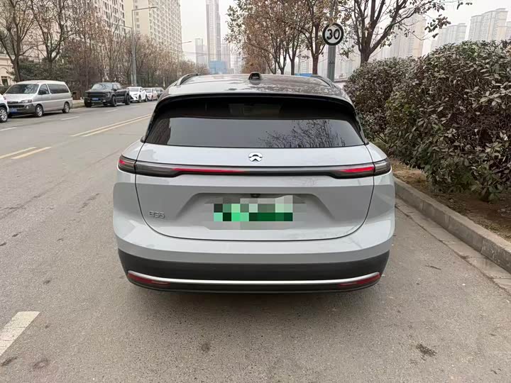 Фото 8 - Nio ES6