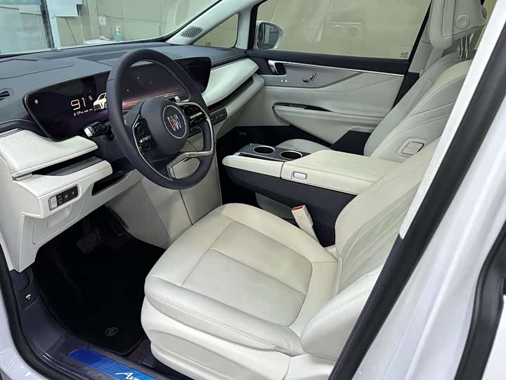 Фото 7 - Buick GL8 Hybrid