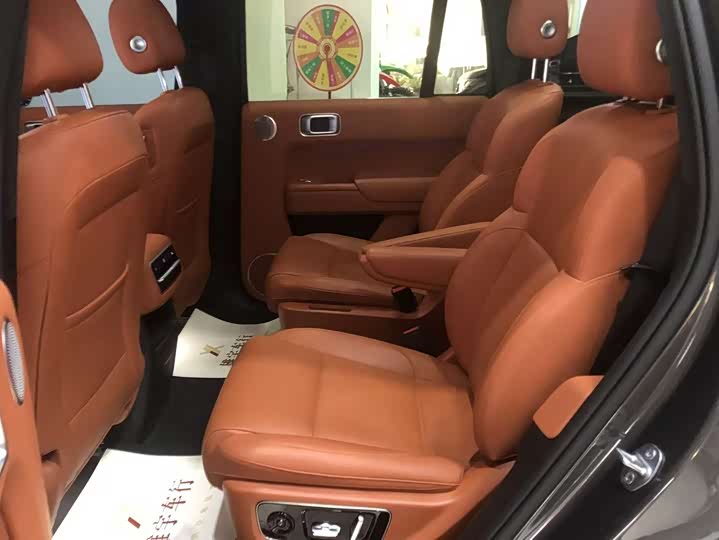 Фото 9 - LiXiang L8