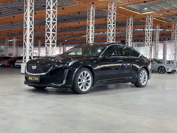 Фото 1 - Cadillac CT5