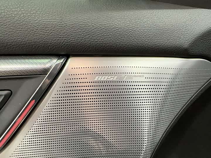 Фото 6 - Cadillac CT5