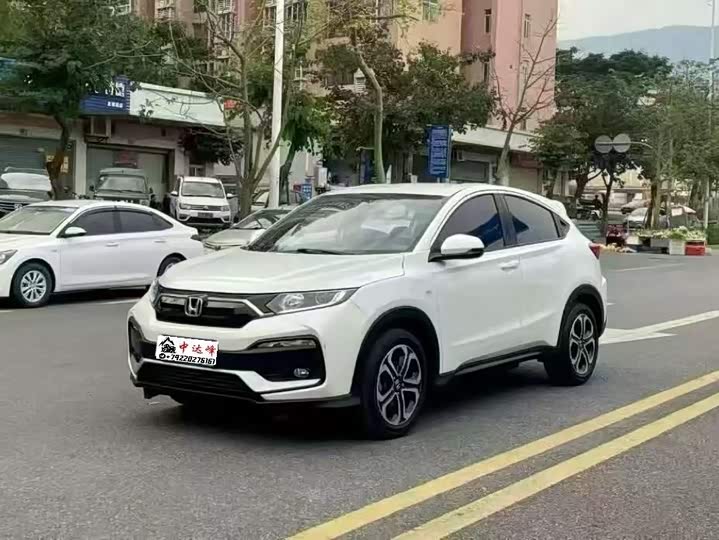 Фото 1 - Honda Vezel