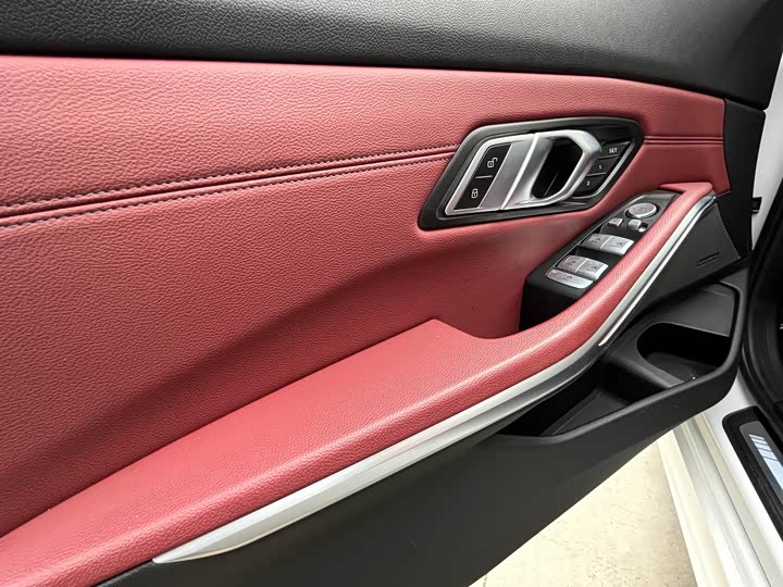 Фото 8 - BMW 3 Series