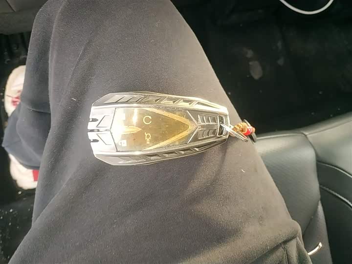 Фото 9 - Changan UNI-V