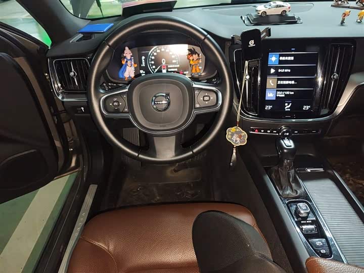 Фото 3 - Volvo S60