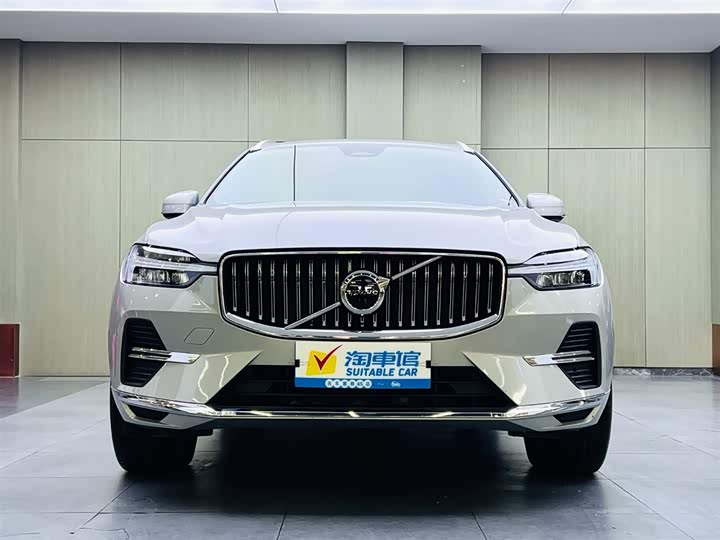 Фото 2 - Volvo XC60