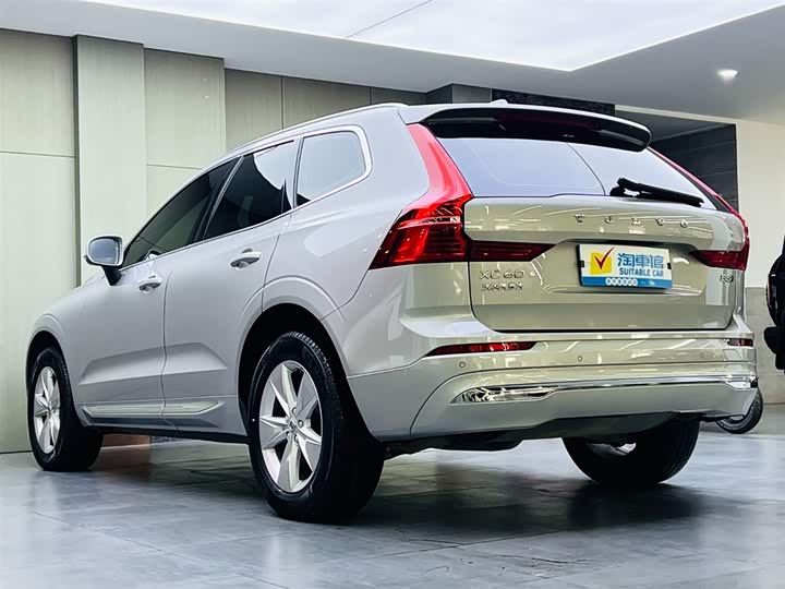 Фото 6 - Volvo XC60