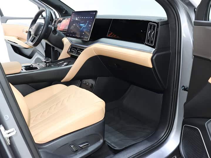 Фото 8 - BYD Song L DM-i Hybrid