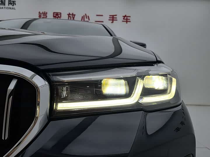 Фото 7 - BMW 5 Series