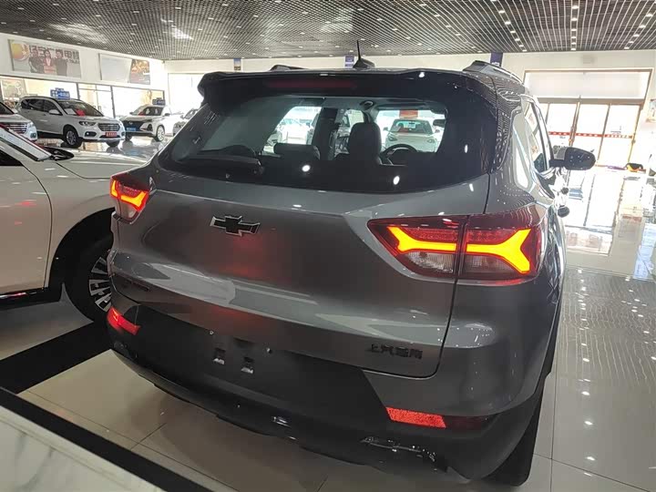 Фото 6 - Chevrolet Trailblazer