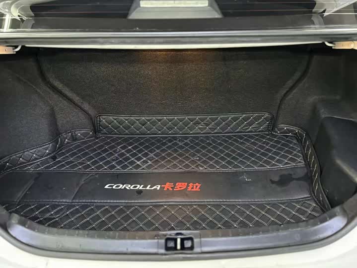 Фото 8 - Toyota Corolla Hybrid