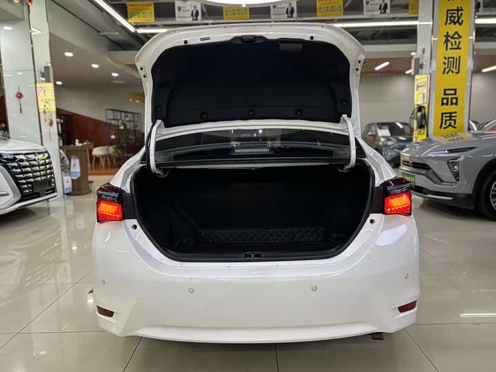 Фото 9 - Toyota Corolla Hybrid