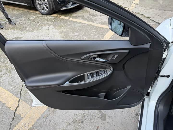 Фото 6 - Chevrolet Malibu XL