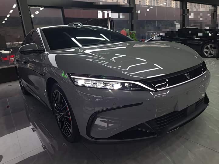 Фото 4 - BYD Han