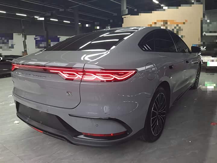 Фото 7 - BYD Han