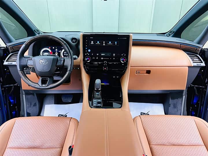 Фото 9 - Toyota Alphard