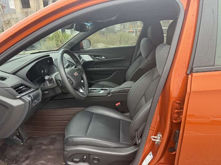 Фото 5 - Cadillac CT4