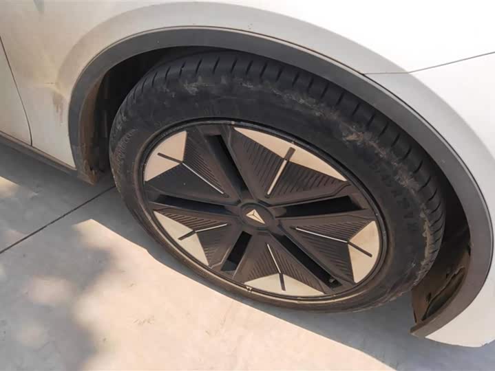 Фото 6 - Changan Deepal SL03