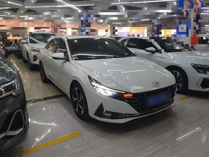 Фото 4 - Hyundai Elantra N line