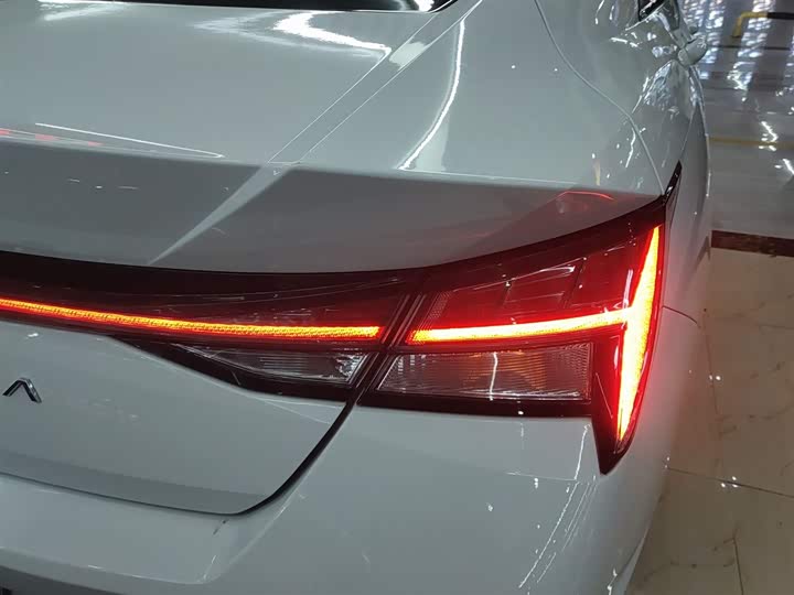 Фото 8 - Hyundai Elantra N line